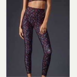 Beyond Yoga High-Waisted Midi Legging Floral Print size Small
